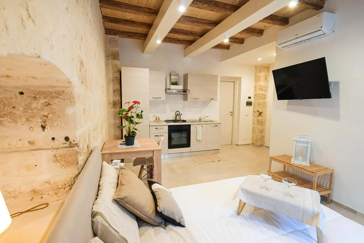 Bari City Center- Timesrl Apartments 0*,  Italia
